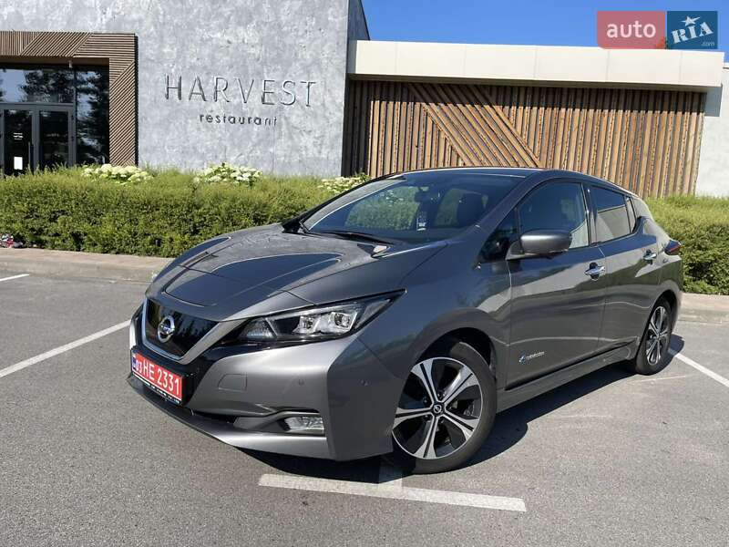 Хетчбек Nissan Leaf 2018 в Києві