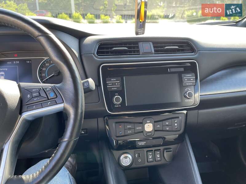 Хетчбек Nissan Leaf 2018 в Києві