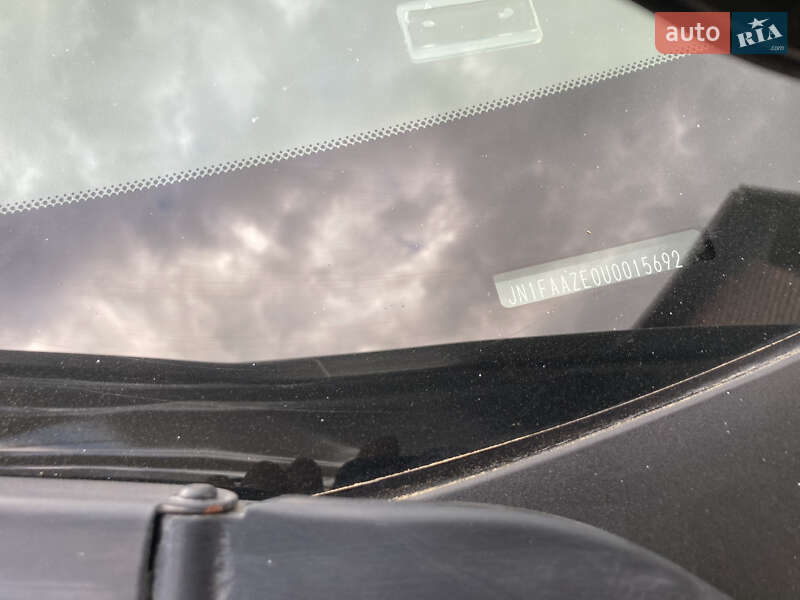 Хэтчбек Nissan Leaf 2012 в Виннице