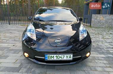 Хэтчбек Nissan Leaf 2012 в Ахтырке