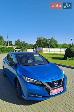 Хетчбек Nissan Leaf 2021 в 