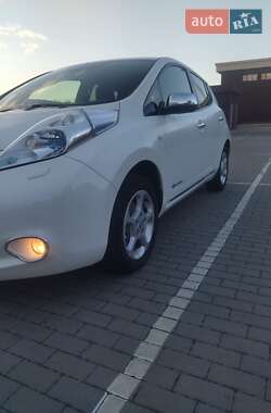 Хэтчбек Nissan Leaf 2013 в Черкассах