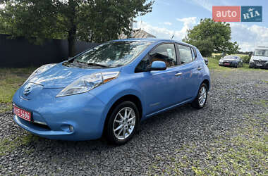 Хетчбек Nissan Leaf 2013 в 