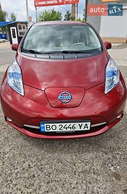 Хэтчбек Nissan Leaf 2012 в Черновцах