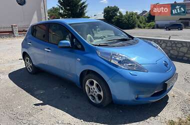 Хетчбек Nissan Leaf 2012 в Підволочиську
