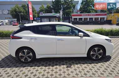 Хэтчбек Nissan Leaf 2021 в Броварах