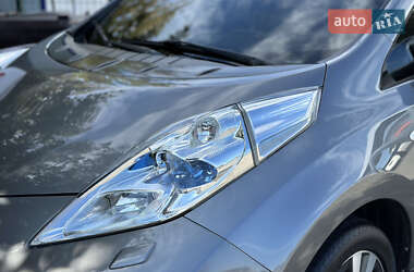 Хэтчбек Nissan Leaf 2014 в Каменец-Подольском