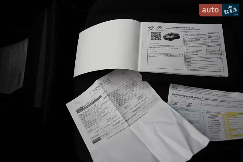 Хетчбек Nissan Leaf 2016 в Чернівцях документ