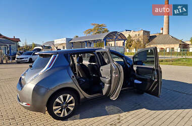 Хэтчбек Nissan Leaf 2017 в Мукачево
