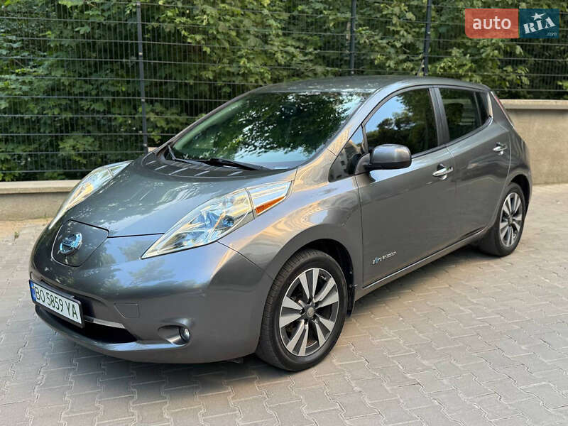Хэтчбек Nissan Leaf 2014 в Тернополе