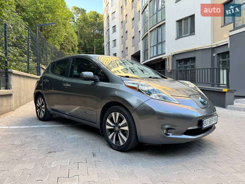 Хэтчбек Nissan Leaf 2014 в Тернополе