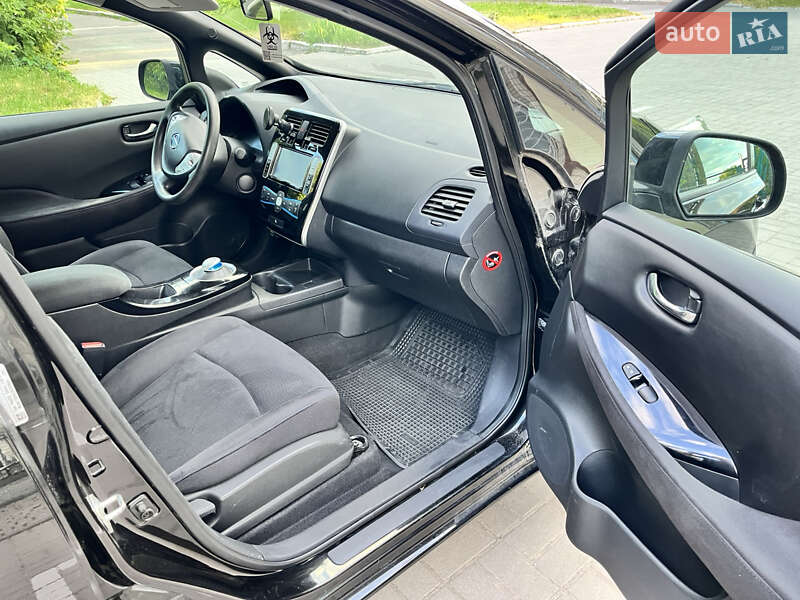 Хэтчбек Nissan Leaf 2013 в Виннице