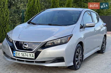Хэтчбек Nissan Leaf 2018 в Хмельницком