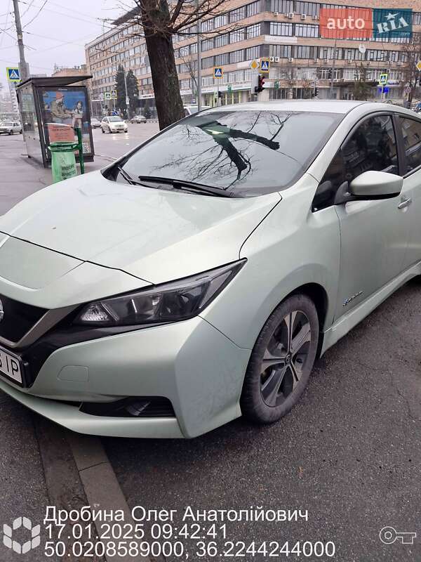 Хэтчбек Nissan Leaf 2018 в Харькове