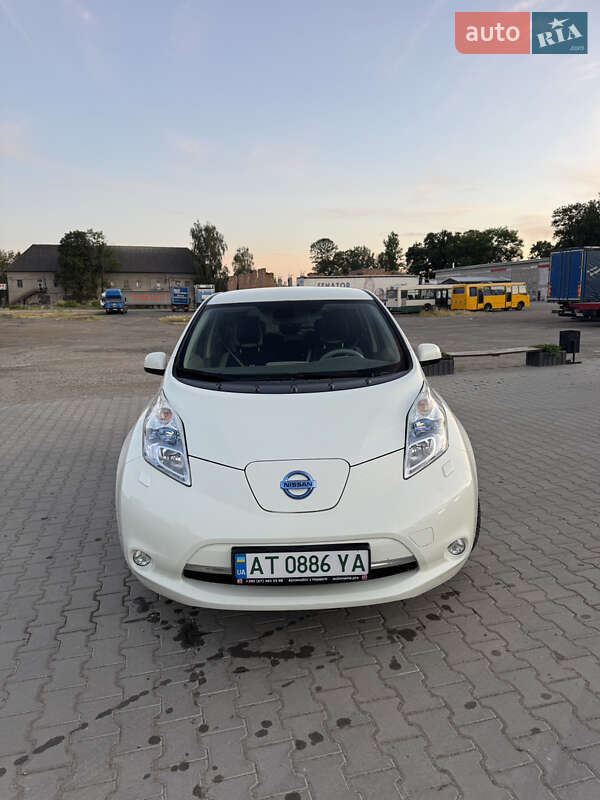 Nissan Leaf 2011