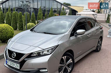 Хэтчбек Nissan Leaf 2019 в Стрые