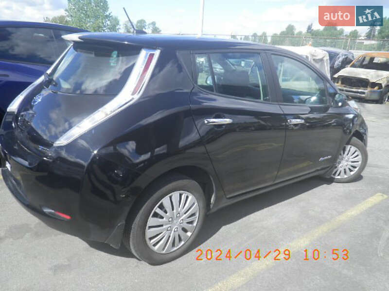 Хэтчбек Nissan Leaf 2015 в Одессе
