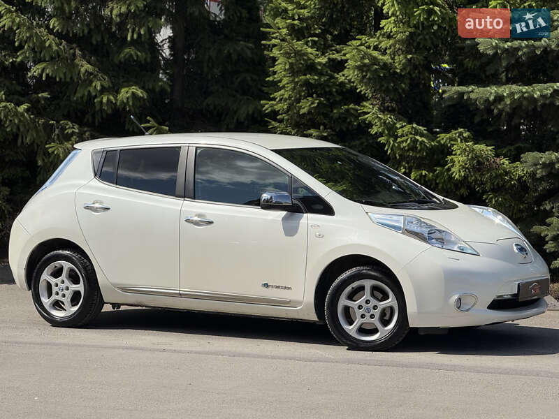 Хетчбек Nissan Leaf 2014 в Тернополі