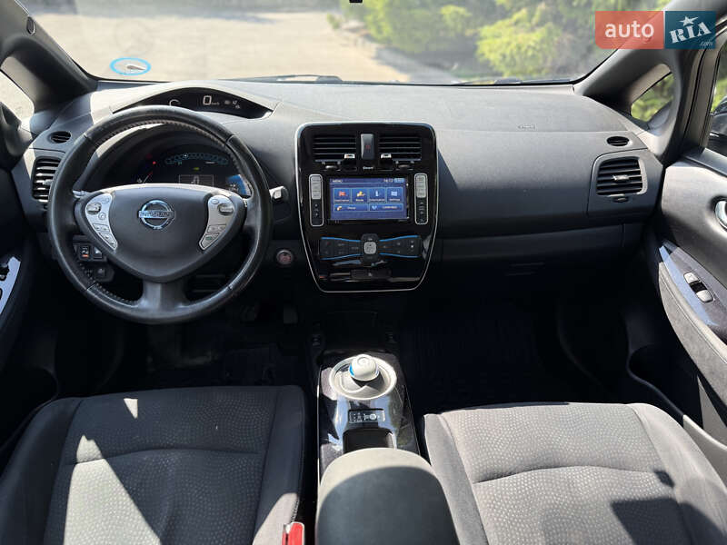 Хетчбек Nissan Leaf 2014 в Тернополі