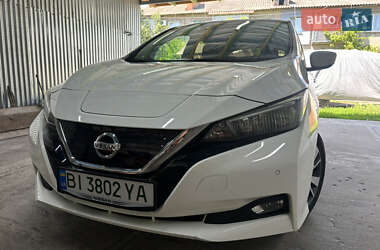 Хетчбек Nissan Leaf 2018 в Кобеляках