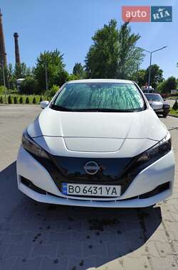 Хетчбек Nissan Leaf 2022 в Тернополі