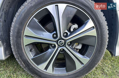 Хетчбек Nissan Leaf 2020 в 