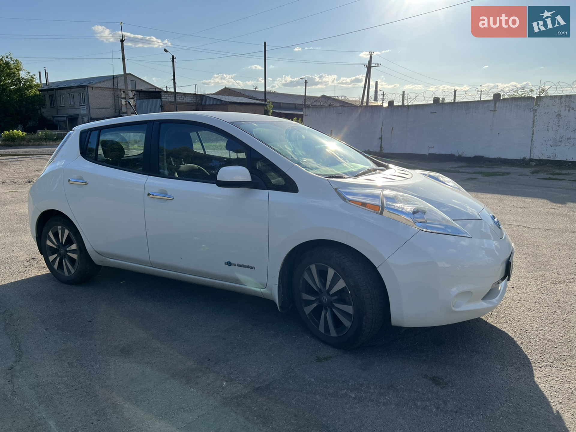 2016 Nissan Leaf - мініатюра 4