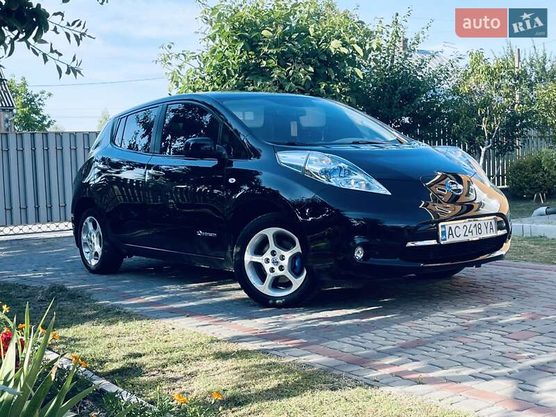 Хетчбек Nissan Leaf 2012 в Любомлі