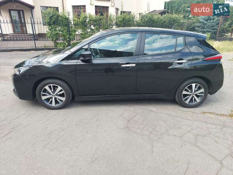 Хэтчбек Nissan Leaf 2022 в Виннице