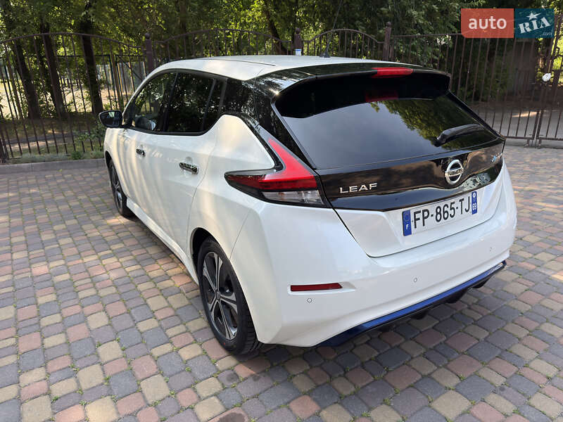 Хэтчбек Nissan Leaf 2020 в Ровно