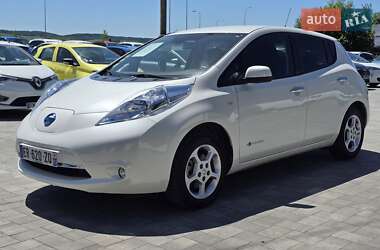 Хетчбек Nissan Leaf 2017 в Дніпрі