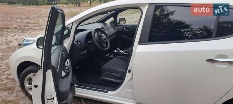 Хэтчбек Nissan Leaf 2017 в Любомле