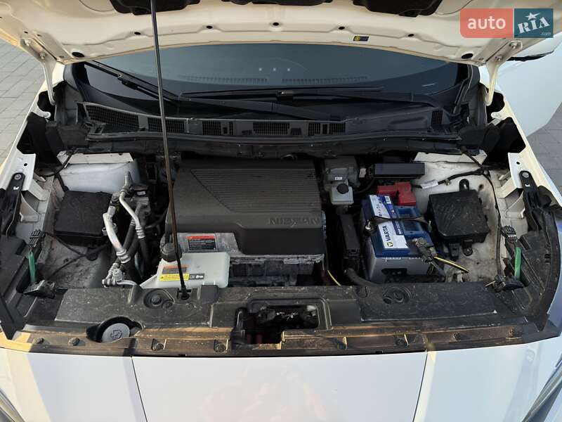 Хетчбек Nissan Leaf 2021 в Хмельницькому