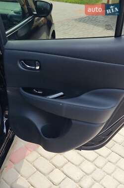 Хэтчбек Nissan Leaf 2020 в 