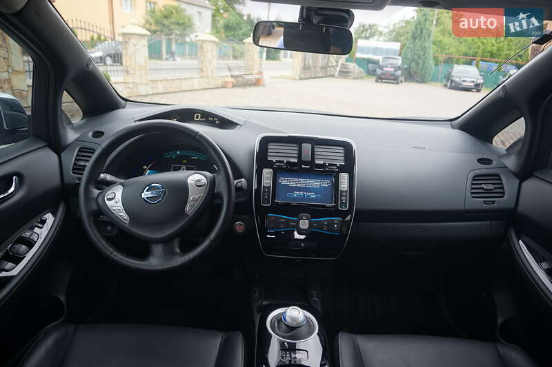 Хетчбек Nissan Leaf 2014 в Самборі