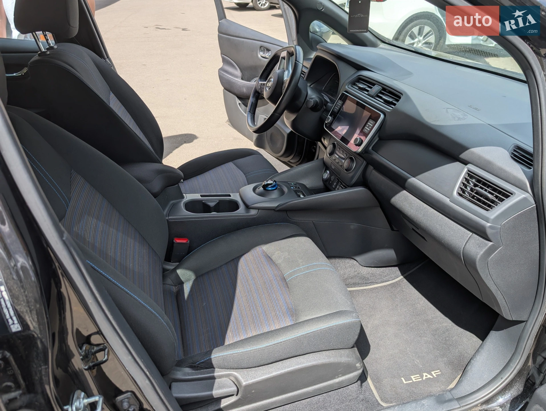 2022 Nissan Leaf - мініатюра 21