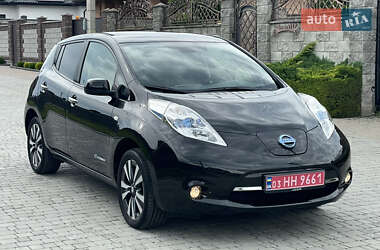 Хэтчбек Nissan Leaf 2015 в 
