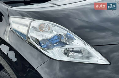 Хэтчбек Nissan Leaf 2015 в 