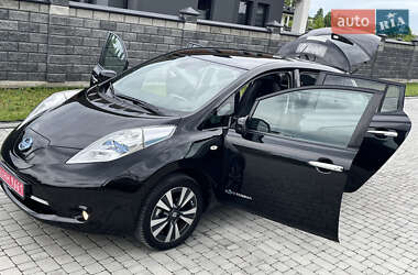 Хэтчбек Nissan Leaf 2015 в 