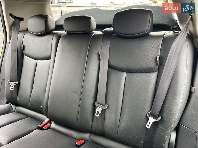 Хэтчбек Nissan Leaf 2015 в Ровно