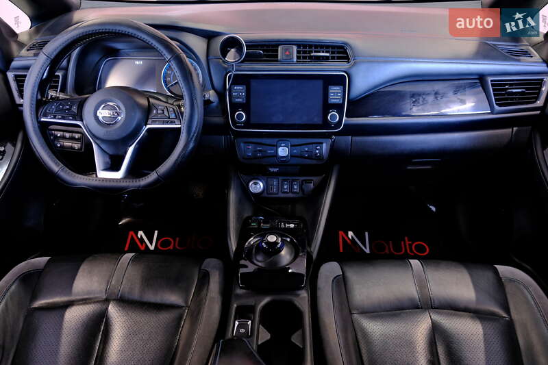 Хетчбек Nissan Leaf 2022 в Одесі