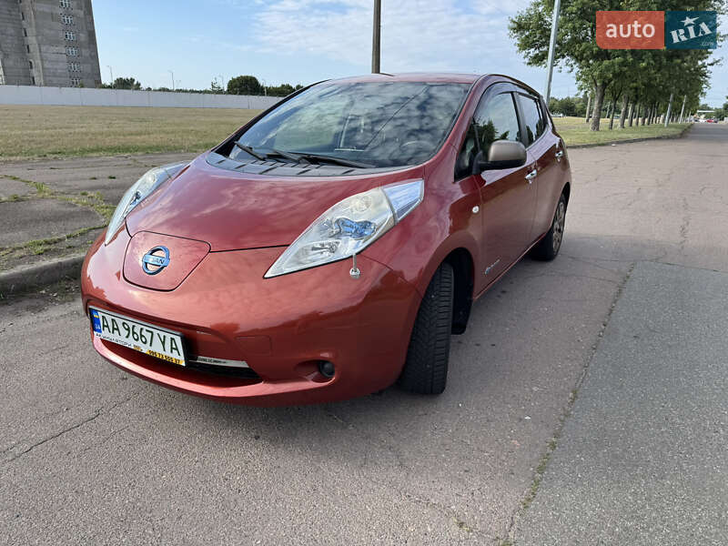 Nissan Leaf 2015