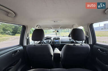 Хэтчбек Nissan Leaf 2015 в 