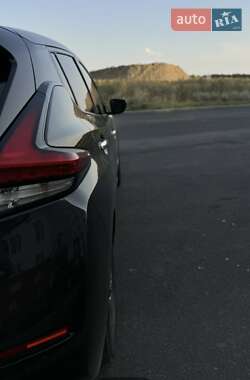 Хетчбек Nissan Leaf 2018 в Полтаві