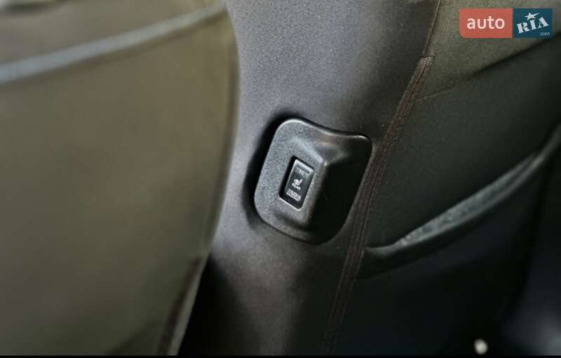 Хэтчбек Nissan Leaf 2018 в Полтаве