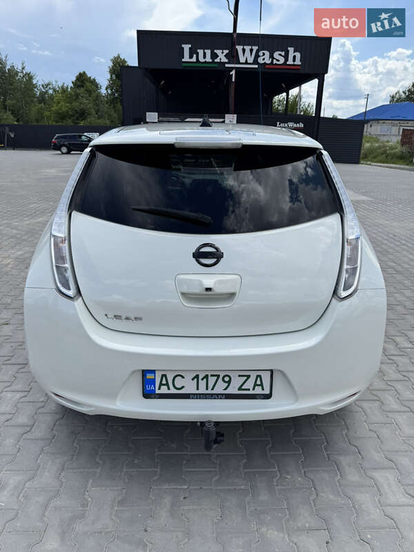 Хэтчбек Nissan Leaf 2017 в Луцке