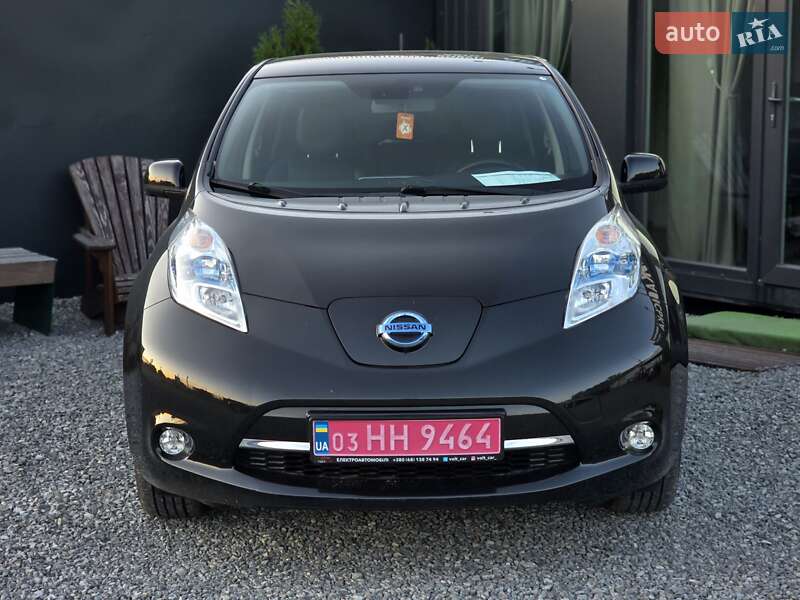 Хэтчбек Nissan Leaf 2015 в Тернополе