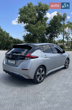 Хэтчбек Nissan Leaf 2018 в 