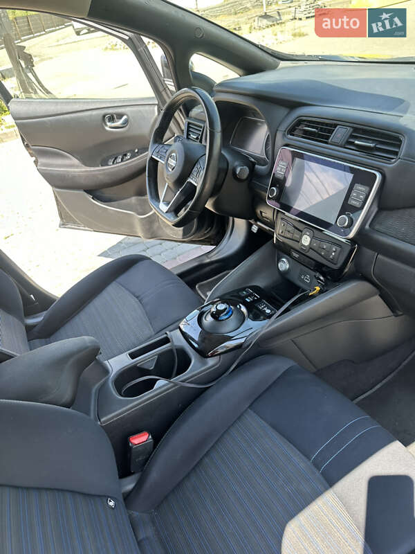 Хэтчбек Nissan Leaf 2019 в Ивано-Франковске