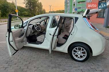 Хетчбек Nissan Leaf 2013 в Львові